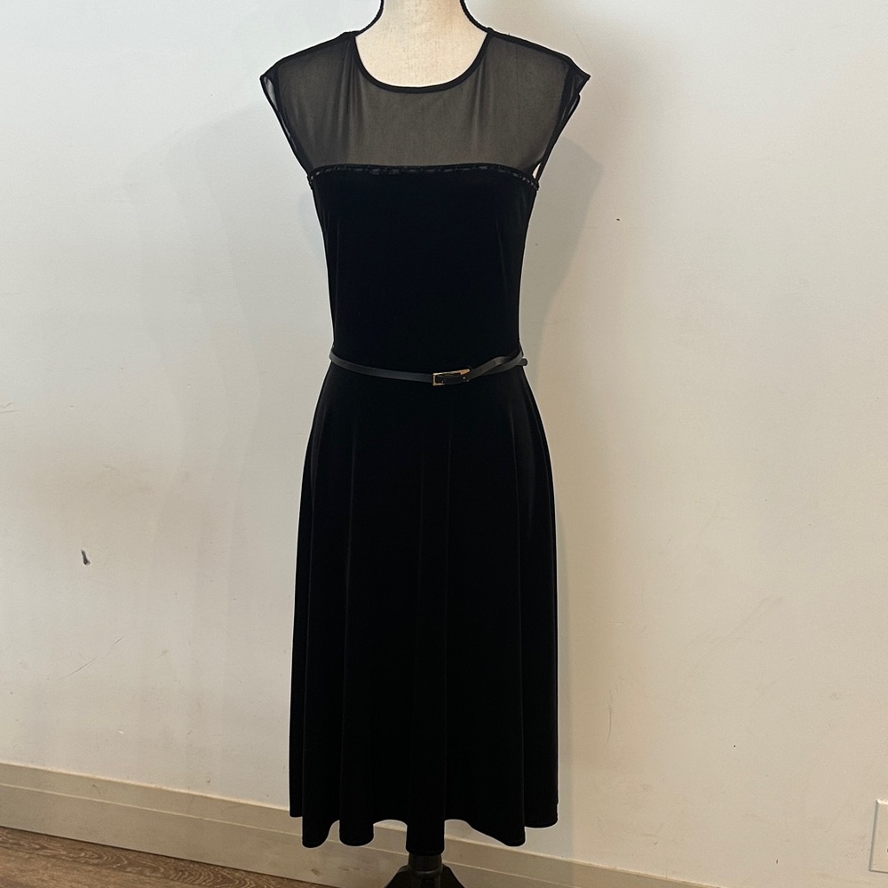 Jessica Velvet Little Black Midi Dress with Sheer Detail Beading Size 6 Belt - Picture 2 of 9